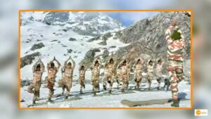 Read more about the article ITBP Himveers practise Yoga at 17,000 feet in the snow-covered Sikkim Himalayas