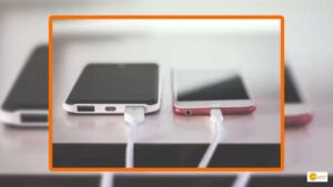 Read more about the article One Device One Charger:  अब हर डिवाइस का होगा एक ही चार्जर, सरकार जल्द लेगी फैसला!