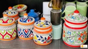 Read more about the article Youth striving to revive old age craft in Kashmir, this Diwali brought hope