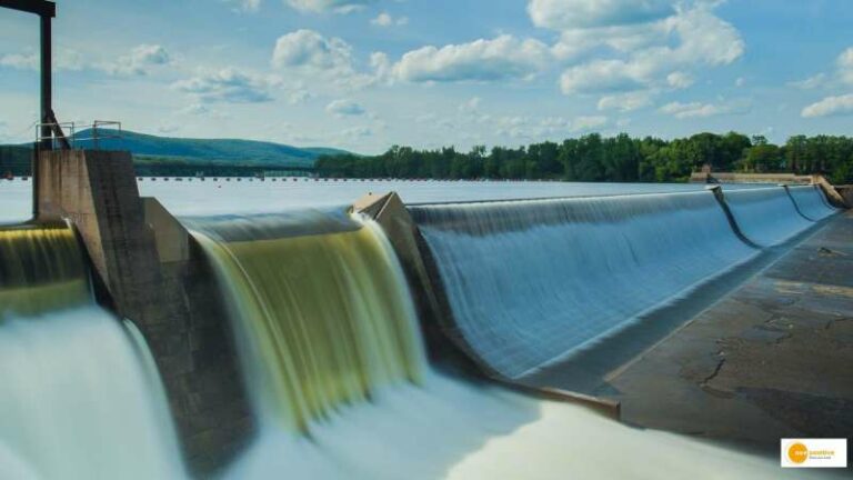 Read more about the article For new hydropower projects, the Power Ministry waives inter-state transmission system charges