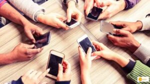 Read more about the article भारत में शुरू हो रही है मोबाइल ब्लॉकिंग एंड ट्रैकिंग सिस्टम, जानें क्या होगा इसका फायदा?