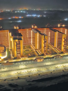 Read more about the article पेंटागन को पीछे छोड़ सूरत में बना सबसे बड़ा भवन …