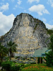 Read more about the article मन की शांति बनाये रखने के लिए पढ़े बुद्ध के 9 विचार