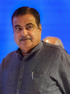 Read more about the article India’s Green Drive: Gadkari’s GST Proposal to Make Toyota Innova Hycross and Others Cheaper