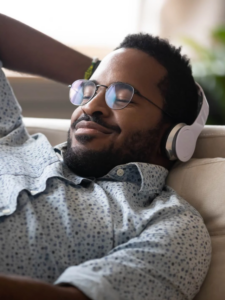 Read more about the article 5 Ways Music Can Be Therapeutic For Mind And Body