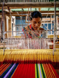 Read more about the article National Handloom Day 2024: Celebrating India’s Rich Textile Heritage and Supporting Weavers