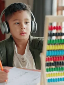 Read more about the article Abacus Learning Made Easy