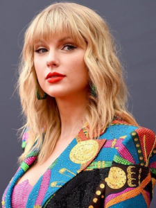 Read more about the article Taylor Swift: Billboard’s Second Greatest Pop Star of the Century