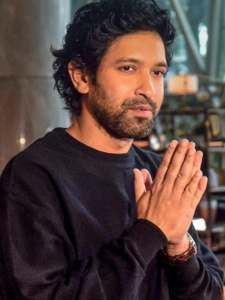 Read more about the article विक्रांत मैसी का संन्यास: क्या ये सिर्फ एक PR स्ट्रेटजी है?