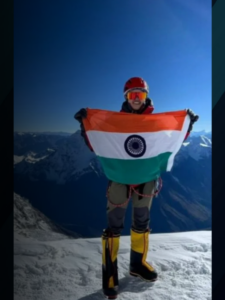Read more about the article छत्तीसगढ़ की निशा यादव ने किलिमंजारो में फहराया तिरंगा