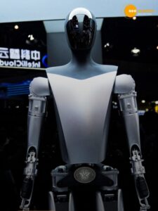 Read more about the article Tesla’s Humanoid Robot The Biggest Product Of All Time: Here Is Why?