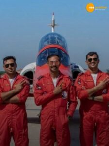 Read more about the article सूर्य किरण स्क्वाड्रन पहुंचा रायपुर: भारतीय वायु सेना का एरोबेटिक चमत्कार