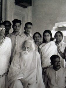 Read more about the article Basant Utsav 2026: History of Holi in Shantiniketan Started by Rabindranath Tagore