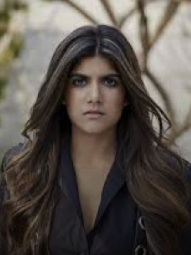 कितनी अमीर हैं अनन्या बिड़ला?