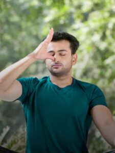 Read more about the article अंतर्राष्ट्रीय योग दिवस: स्वस्थ जीवन के लिए 15 जरूरी योगासन