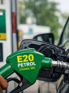 Read more about the article E-20 पेट्रोल इस्तेमाल करते हैं? यह नया सरकारी अपडेट आपके काम का