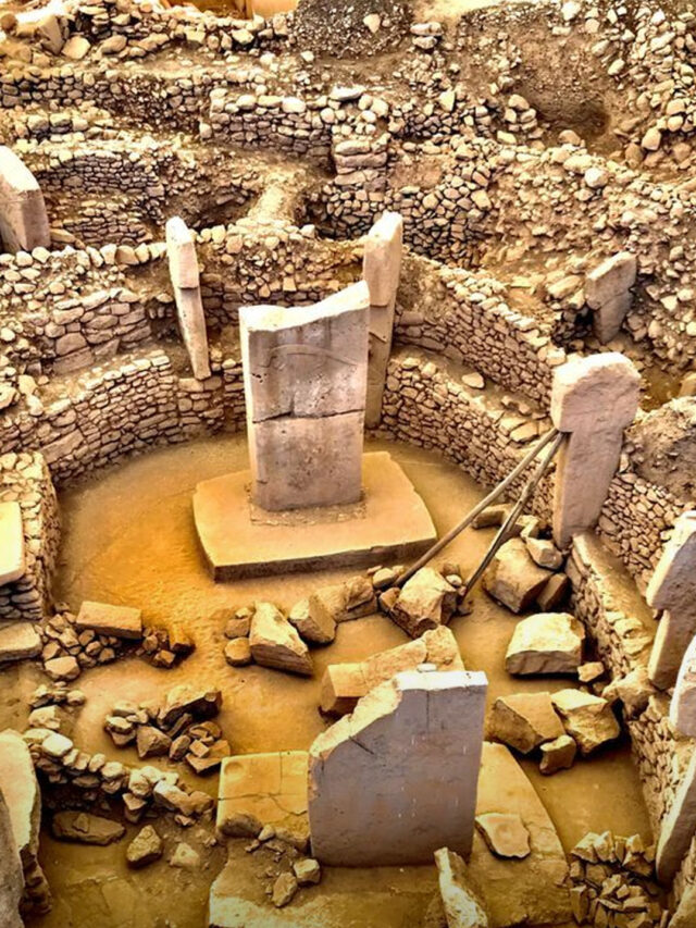 क्या तुर्की में है दुनिया  का सबसे पुराना मंदिर, क्या है Gobekli Tepe !