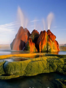 Read more about the article एल भूल से बना अद्भुत fly geyser, जानिए कहाँ और कैसे?