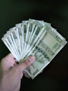 Read more about the article Why Is Mahatma Gandhi on Indian Currency?