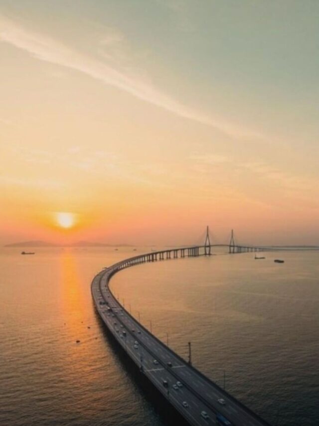 Which Country has the World’s Longest Bridge? It’s 164.8 Km Long!